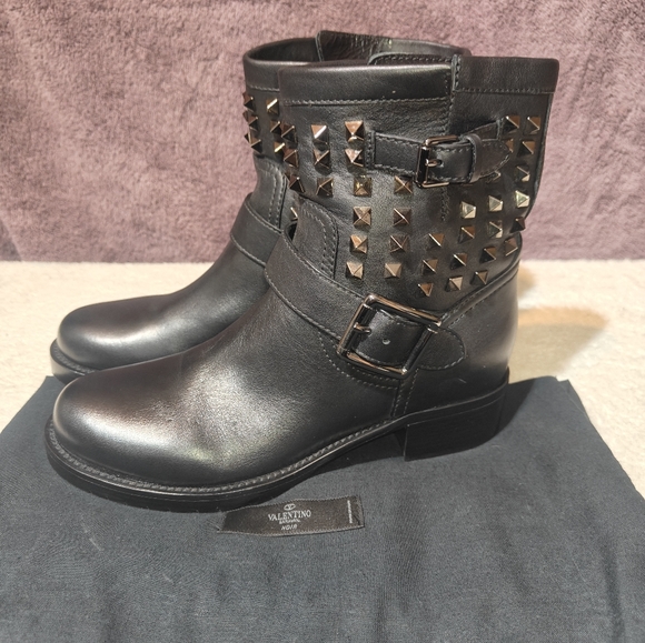 VALENTINO GARAVANI Boots Rock Studded Biker Boots Size 38